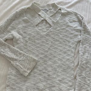 New York & Company Cream V-Neck Sweater